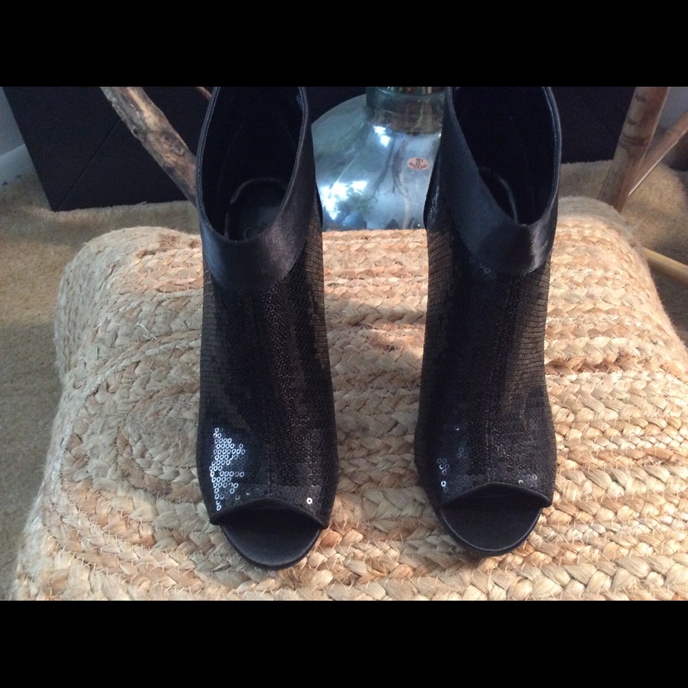 Sequin/Satin Peep Toe Heel
